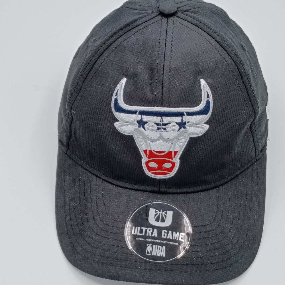 Ultra Game Mens Chicago Bulls NBA Snapback Hat Black OSFM Textured Cap